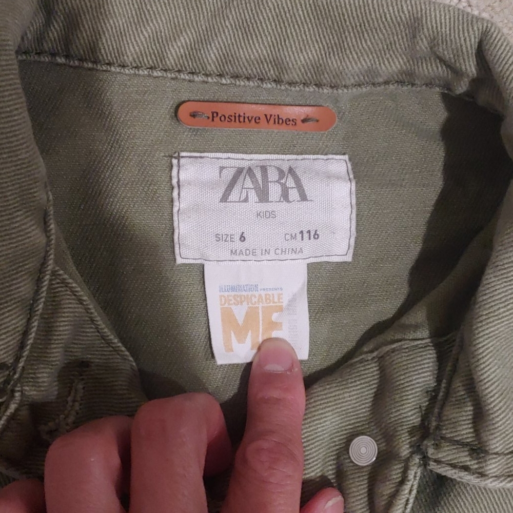 Despicable me jean jacket - Picture 4 of 6